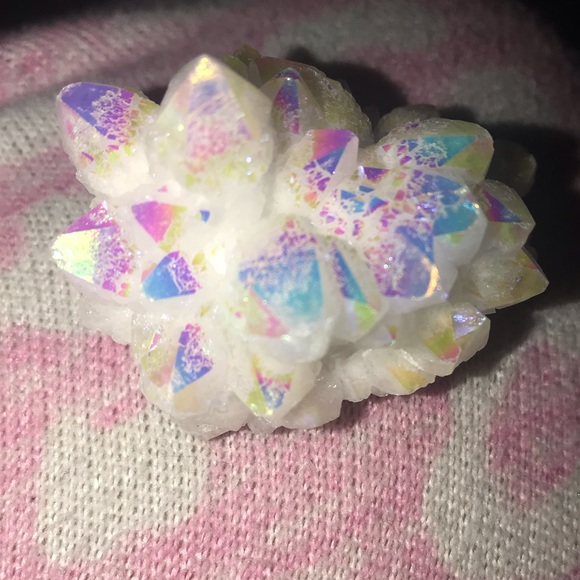 Angel Aura Quartz Crystal Titanium βauthenticβ - Picture 6 of 6
